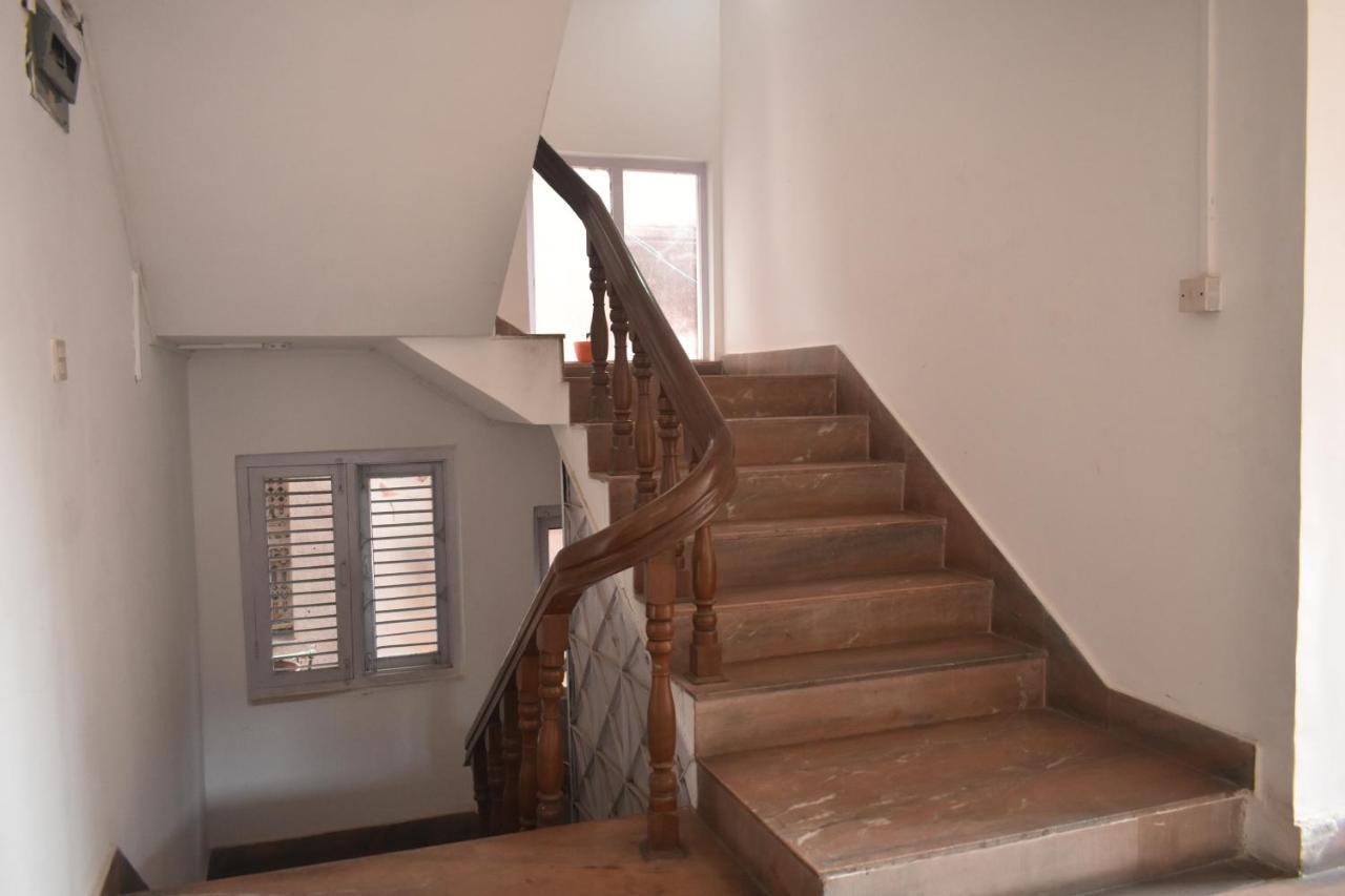 Cocina Mitho Chha Bnb Kathmandu Exteriör bild