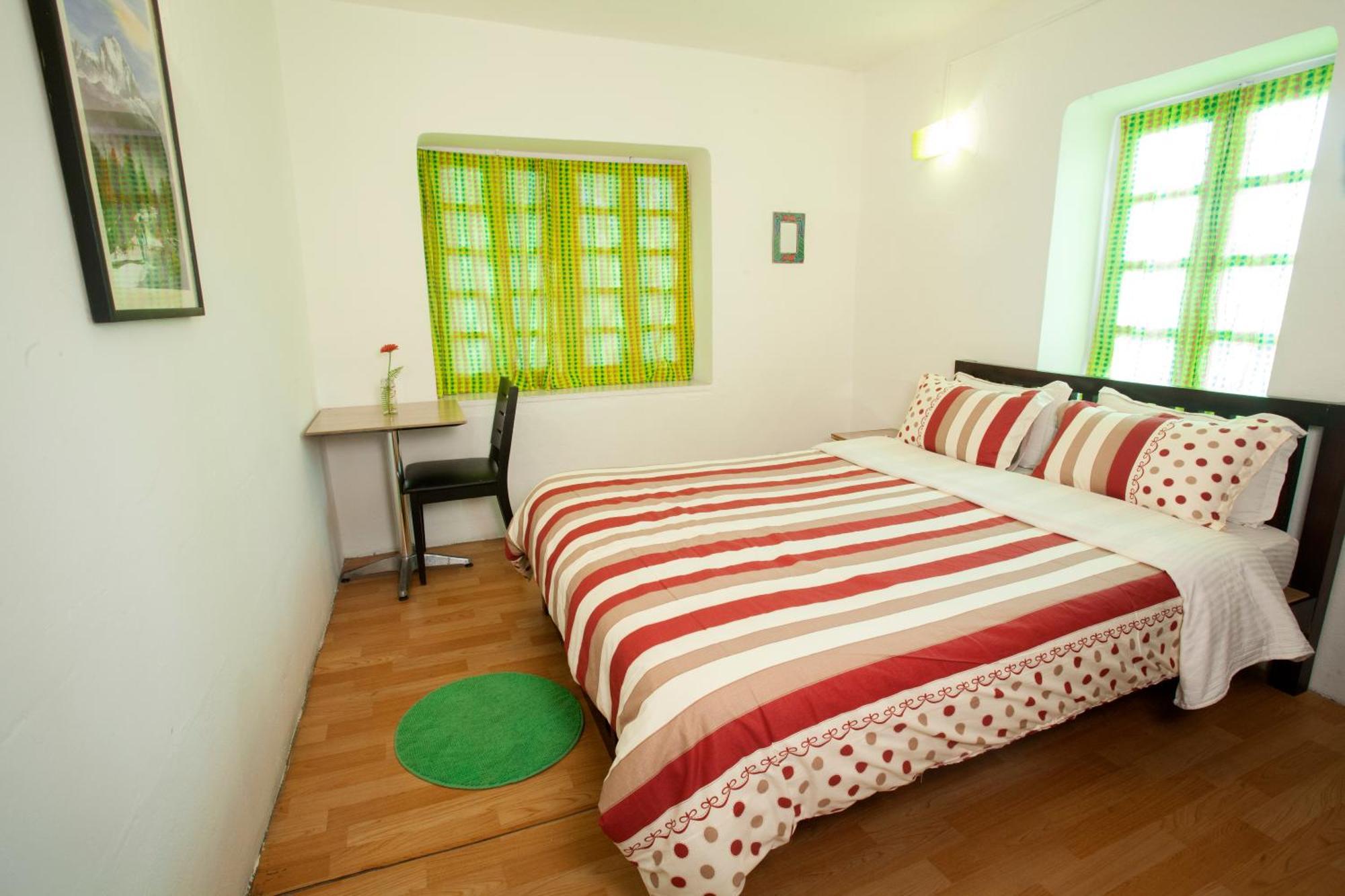 Cocina Mitho Chha Bnb Kathmandu Exteriör bild